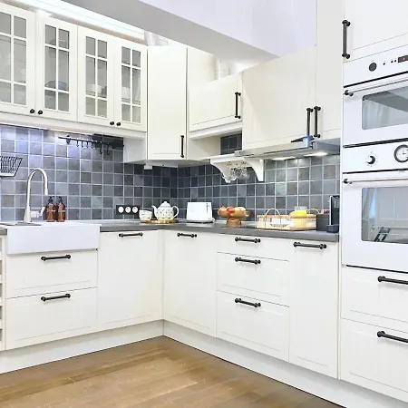 Vintage Centre Apartment *