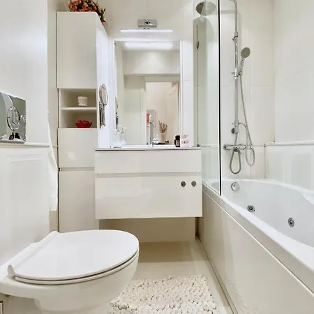 Vintage Centre Apartment *